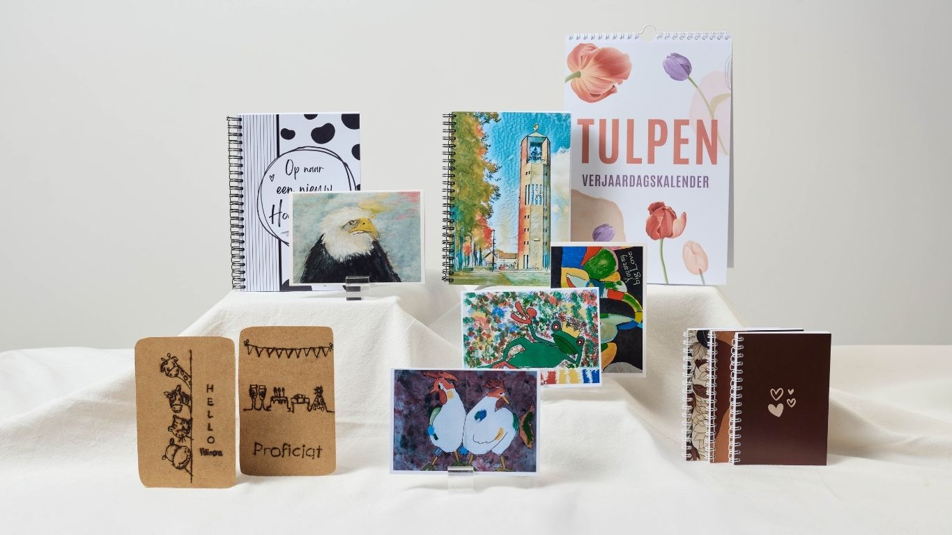 Schrijfwaren Kleurkracht | Handgemaakte kaarten, kalenders & notitieblokken