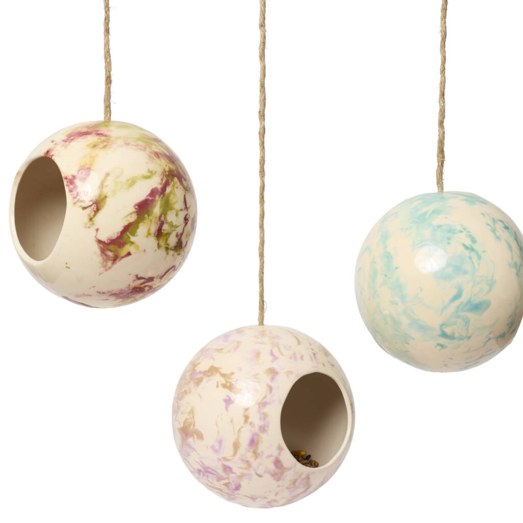 keramieke-voederbollen in diverse kleuren
